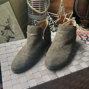 Dr. School’s low ankle booties